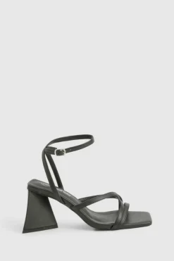 Sandals|Heels*boohoo Flared Heel Crossover Sandals black