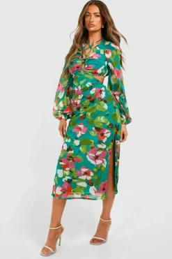 Smock Dresses*boohoo Floral Dobby Ruffle Mini Dress green