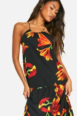 Smock Dresses*boohoo Floral Halterneck Maxi Dress black