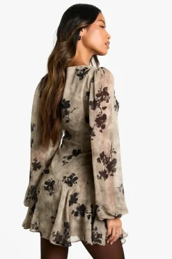 Skater Dresses*boohoo Floral Long Sleeve Mini Skater Dress green