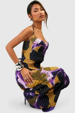 Cami Dresses|Maxi Dresses*boohoo Floral Plisse Strappy Maxi Dress purple