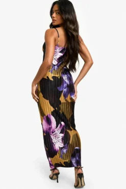 Maxi Dresses*boohoo Floral Plisse Strappy Maxi Dress purple