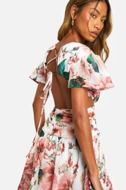 Skater Dresses*boohoo Floral Ruffle Tiered Cut Out Maxi Dress white