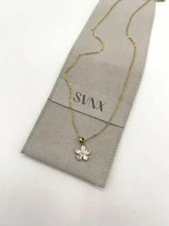 Necklaces*SVNX Flower Diamante Necklace in Gold