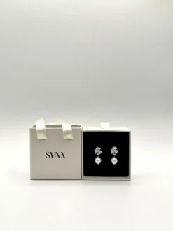 Earrings*SVNX Flower Drop Pearl Earrings in Silver