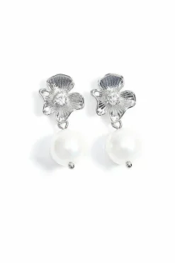 Earrings*SVNX Flower Drop Pearl Earrings in Silver
