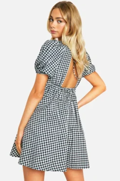 Smock Dresses*boohoo Gingham Puff Sleeve Smock Dress black
