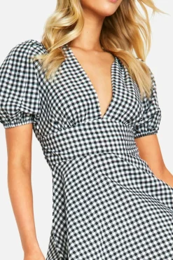 Smock Dresses*boohoo Gingham Puff Sleeve Smock Dress black