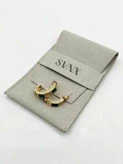 Earrings*SVNX Half cut Huggie Earring In and Green Diamante Gold