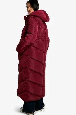Up To 80% Off Winter Warmers|Puffer Jackets*boohoo Hooded Maxi Length Puffer wine