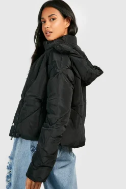 Up To 80% Off Winter Warmers|Puffer Jackets*boohoo Hooded Puffer Jacket black