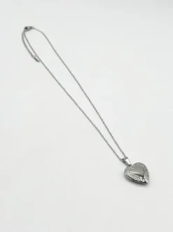 Necklaces*SVNX Large Heart Locket Necklace in Silver