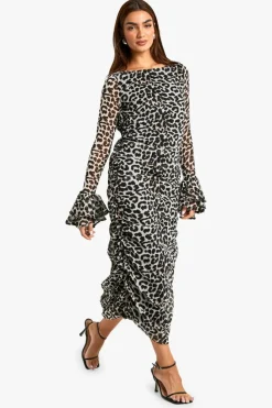 Long Sleeve Dresses|Long Sleeve Dresses*boohoo Leopard Chiffon Ruffle Midaxi Dress brown
