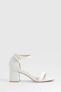 Heels*boohoo Low Block Barely There Heels white