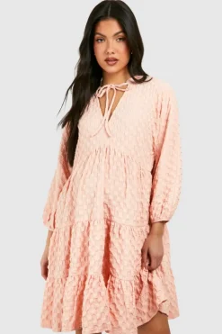 Smock Dresses*boohoo Maternity Textured Tiered V Neck Smock Dress blush