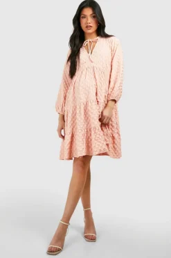 Smock Dresses*boohoo Maternity Textured Tiered V Neck Smock Dress blush