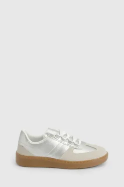 Trainers*boohoo Metallic Panel Gum Sole Trainers silver