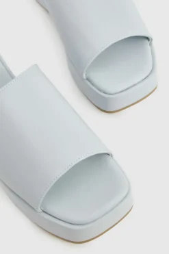 Sandals*boohoo Minimal Chunky Flatform Sandals light blue