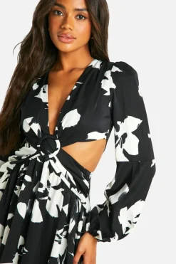 Skater Dresses|Maxi Dresses*boohoo Mono Floral Cut Out Maxi Dress black