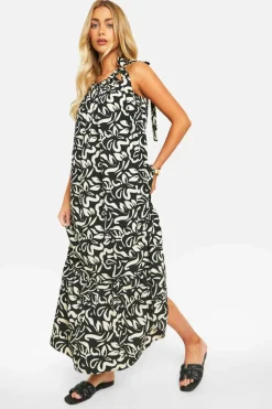 Smock Dresses*boohoo Print Tier Hem Maxi Dress mono