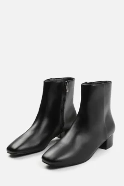 Heeled Boots|Ankle Boots*Where's That From Odetta' Wide Fit Low Block Heel Ankle Boot With Side Zip True Black