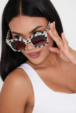 Sunglasses*My Accessories London Oversized Square Sunglasses in Milky Tortoiseshell White