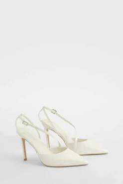 Heels*boohoo Patent Asymmetric Court Heels ecru