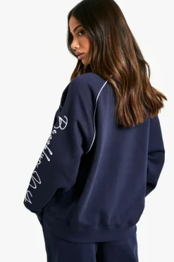 Sweatshirts|Hoodies & Sweatshirts*boohoo Petite 66 Applique V Neck Sweatshirt navy