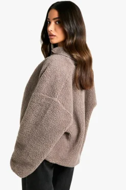Up To 80% Off Winter Warmers|Bomber Jackets*boohoo Petite Boxy Teddy Jacket mushroom