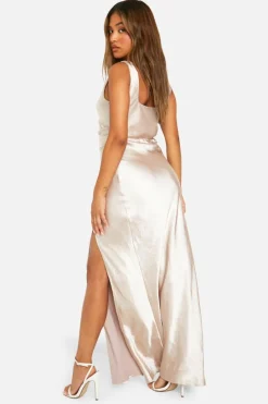 Maxi Dresses*boohoo Petite Bridesmaid Satin Square Neck Maxi Dress oyster