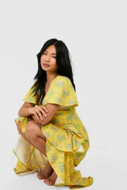 Wrap Dresses|Midi Dresses*boohoo Petite Ditsy Floral Angel Sleeve Wrap Midi Dress yellow