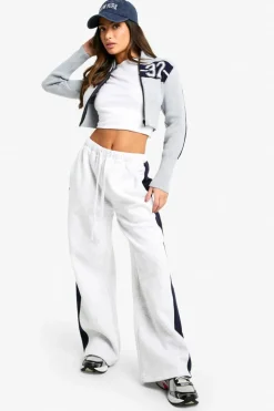 Cardigans*boohoo Petite Knitted Stripe Detail Zip Though Crop Cardigan grey