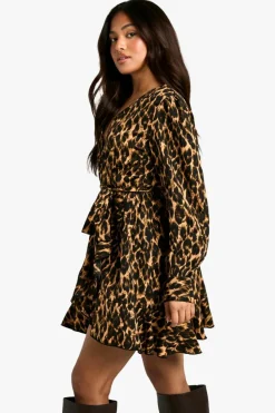 Wrap Dresses*boohoo Petite Leopard Print Ruffle Woven Wrap Dress animal