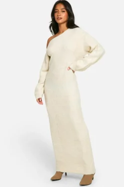 Jumper Dresses|Jumper Dresses*boohoo Petite Off The Shoulder Borg Knitted Maxi Dress cream