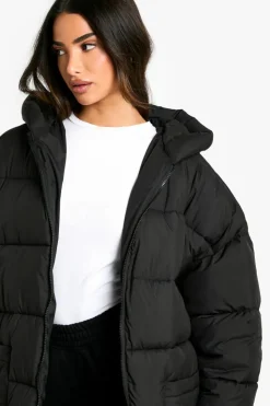 Up To 80% Off Winter Warmers|Puffer Jackets*boohoo Petite Oversized Hooded Longline Puffer Coat black