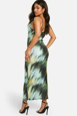 Bodycon Dresses|Maxi Dresses*boohoo Petite Plisse Abstract Bandeau Maxi Dress blue