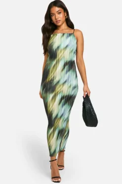 Bodycon Dresses|Maxi Dresses*boohoo Petite Plisse Abstract Bandeau Maxi Dress blue