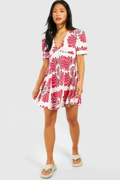 Smock Dresses*boohoo Petite Print Smock Mini Dress red