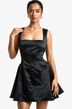 Skater Dresses*boohoo Petite Satin Structured Square Neck Skater Dress black