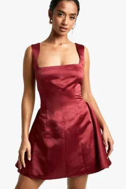 Skater Dresses*boohoo Petite Satin Structu Square Neck Skater Dress red