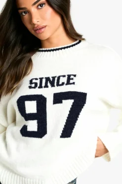 Jumpers*boohoo Petite Since 97 Crew Neck Knit Jumper cream
