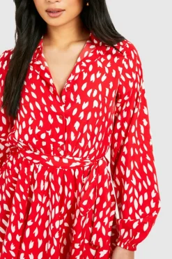 Wrap Dresses*boohoo Petite Smudge Print Ruffle Woven Wrap Dress red
