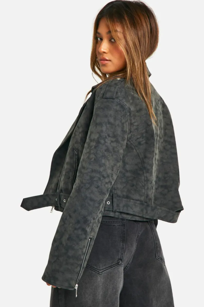 Up To 80% Off Winter Warmers|Biker Jackets*boohoo Petite Vintage Look Faux Leather Biker Jacket chocolate
