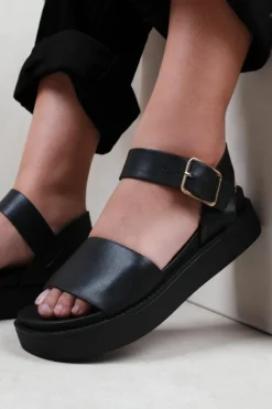 Sandals*Where's That From Phoenix' Classic Flat Sandals With Strap And Buckle Detail Black