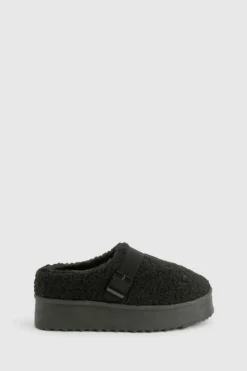 Cosy Boots*boohoo Platform Borg Buckle Detail Cosy Mules black