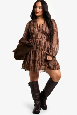 Smock Dresses*boohoo Plus Animal Print Tiered Chiffon Smock Dress brown