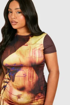 Bodycon Dresses*boohoo Plus Body Print Slinky Short Sleeve Bodycon Dress brown