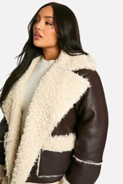 Up To 80% Off Winter Warmers|Aviator Jackets*boohoo Plus Borg Trim Jacket chocolate