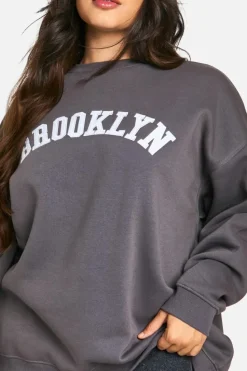 Sweatshirts|Hoodies & Sweatshirts*boohoo Plus Brooklyn Applique Sweatshirt charcoal