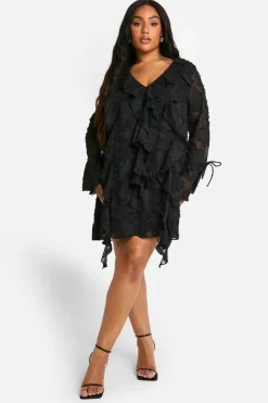 Mini Dresses|Long Sleeve Dresses*boohoo Plus Burnout Floral Ruffle Shift Dress black